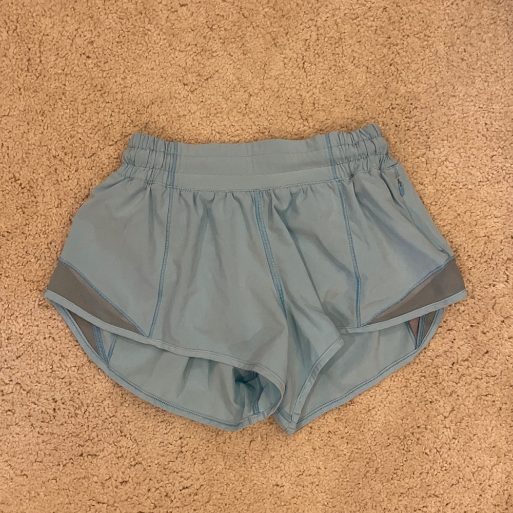 Lululemon Hotty Hot Lined Short 2.5"